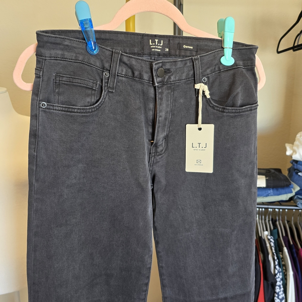 L.T.J Women's NWT 28 Washed Black Jeans